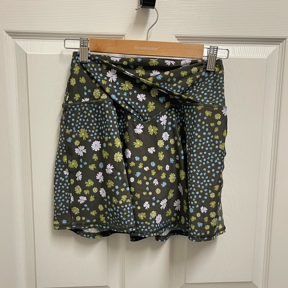 Aerie Floral Workout Skort